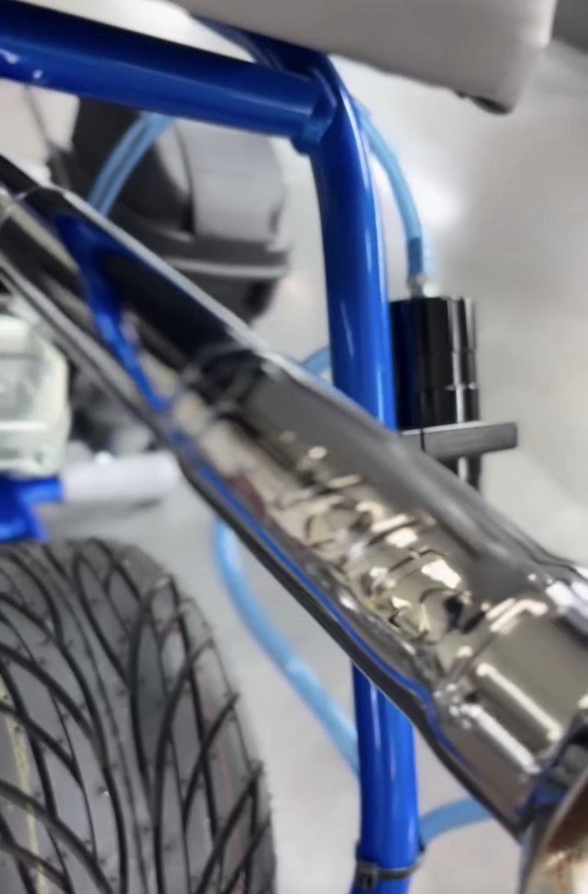 Volts Custom Mini Bike – Blue Edition - Image 10