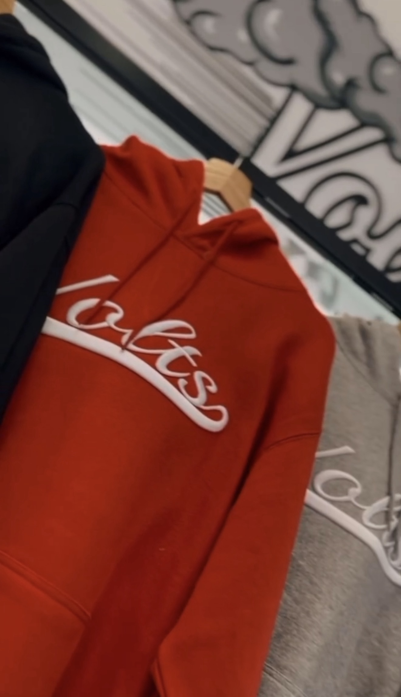 VOLTS SIGNATURE HOODIE - Image 8